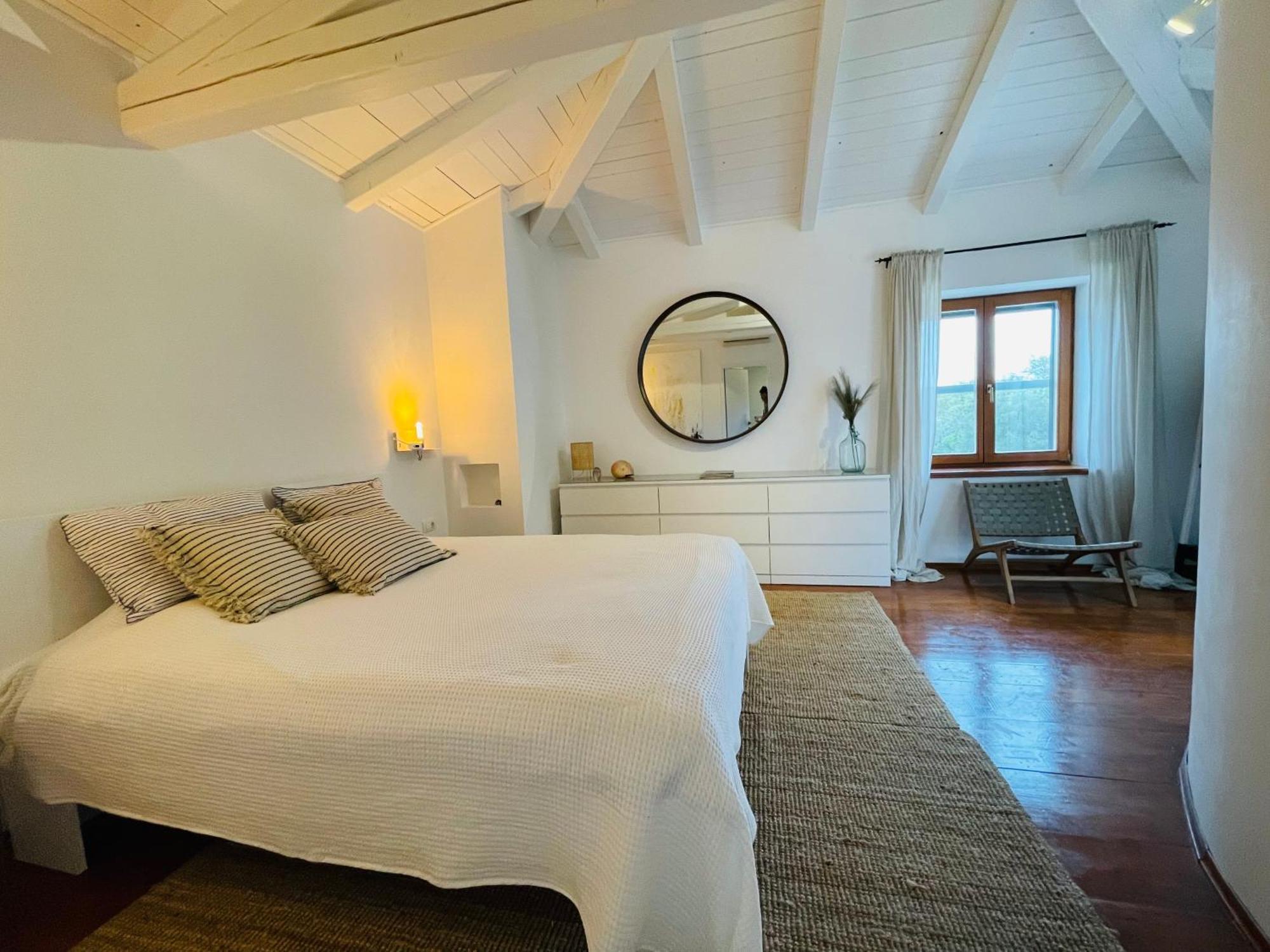 Luxury Villa In Istria - 9,000 Sqm Private Estate With Pool & Sauna, 15 Min To Sea, Near Fazana, 3 Bedrooms Juršići Eksteriør billede