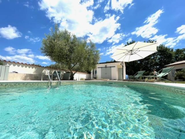 Luxury Villa In Istria - 9,000 Sqm Private Estate With Pool & Sauna, 15 Min To Sea, Near Fazana, 3 Bedrooms Juršići Eksteriør billede